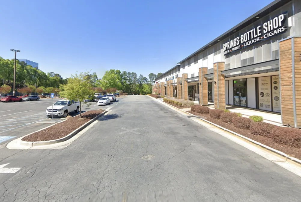 The strip-mall storefront where VidBraids is located in Sandy Springs