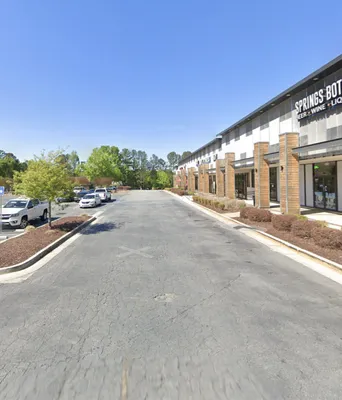 The strip-mall storefront where VidBraids is located in Sandy Springs